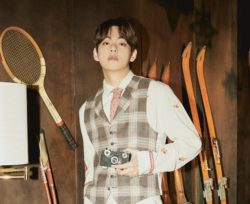 BTS V Christmas Tree