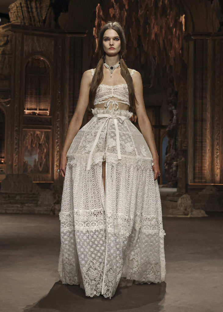Korean Grandeur and a Tribute to Catherine de Medici at Dior Spring Summer  2023 Show - EnVi Media