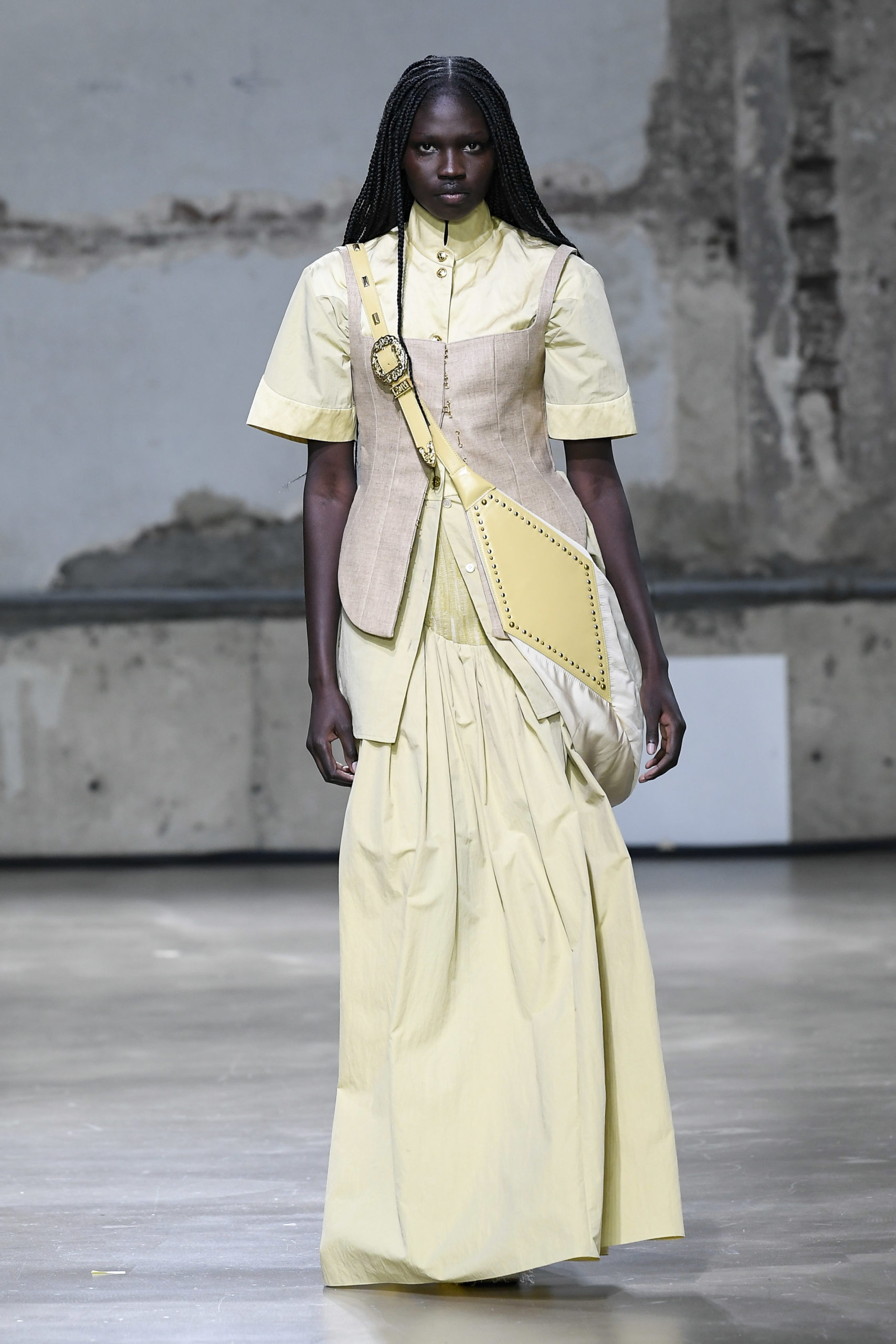 Eenk Robe EENK Makes Waves in Paris With Show Soundtracked by Carla Bruni - EnVi ...