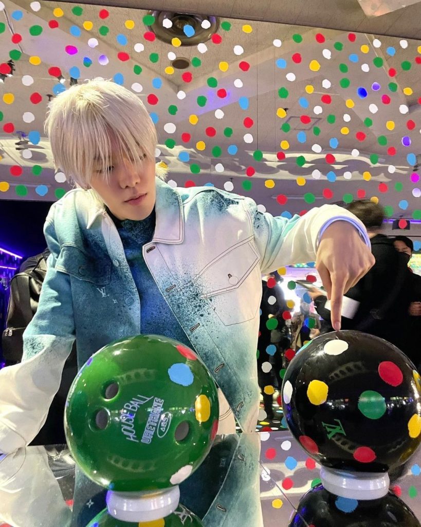 Louis Vuitton x Yayoi Kusama 2023 Campaign - GRAVERAVENS