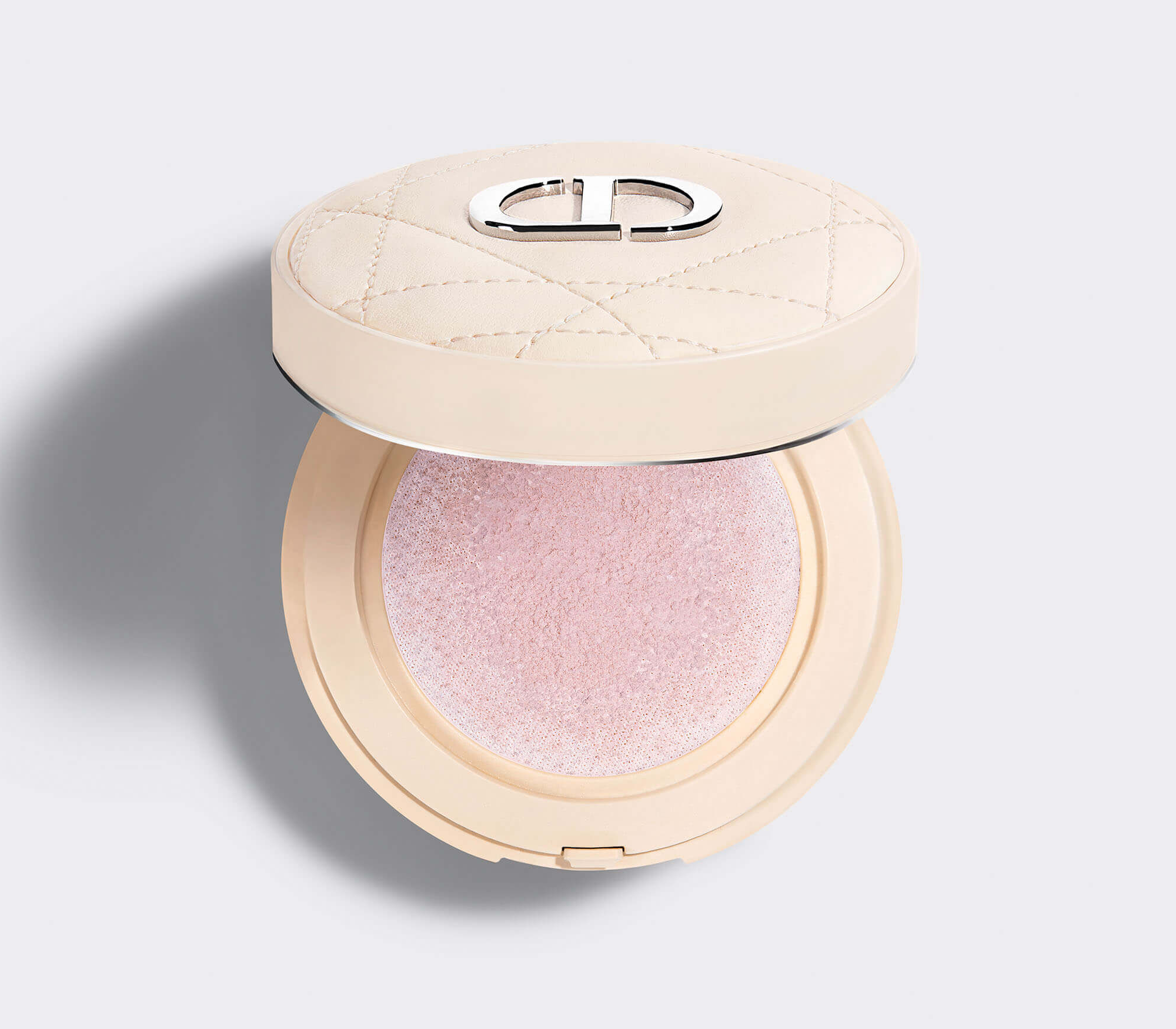 Dior Launched a Jisoo-Inspired Lip Glow and We’re Obsessed - EnVi Media