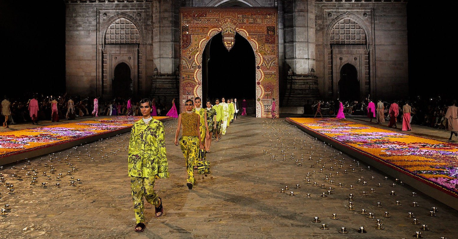 Dior Celebrates Indian Savoir-Faire With Pre-Fall Show in Mumbai - EnVi ...