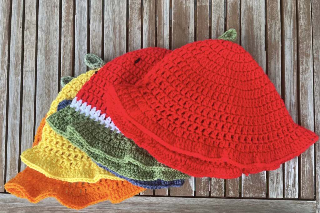 ENHYPEN fan merch : crochet fruit hats by y8ngismoldytangerine.