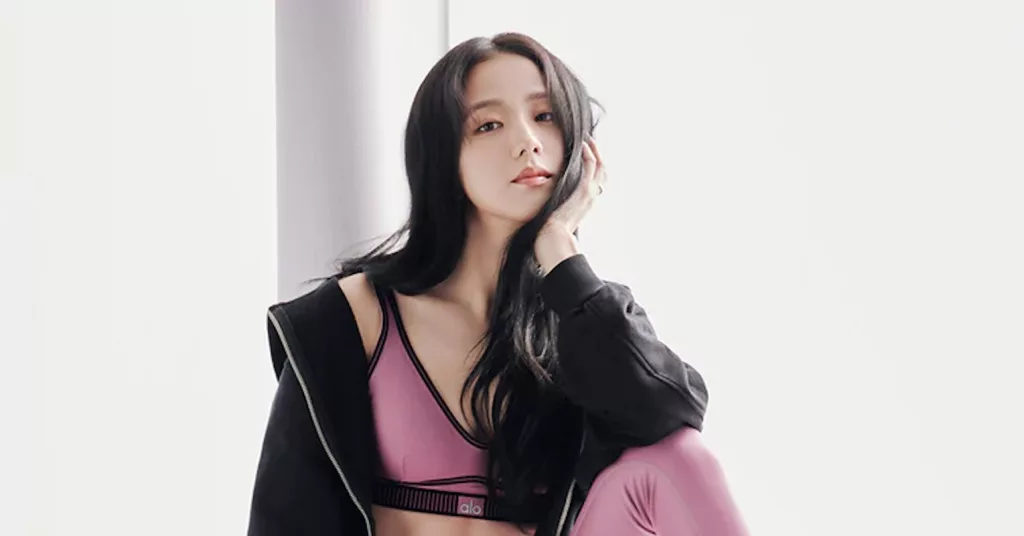 Everything We Want From Alo Yoga's Spring 2024 Collection Starring Jisoo -  EnVi Media