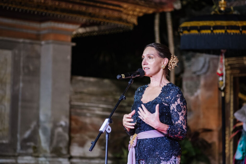 Janet DeNeefe, founder and director of Ubud Writers & Readers Festival, delivering a speech.